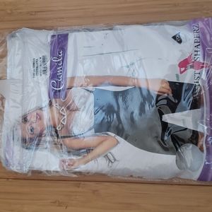 Camila Waist Shaper Shapewear in size medium black in excellent condition